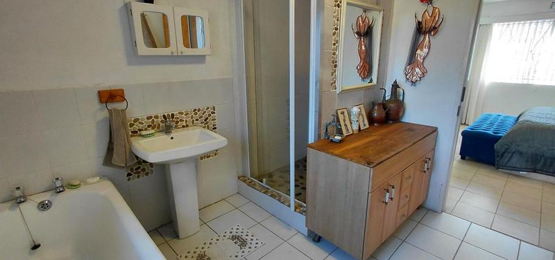 5 Bedroom Property for Sale in Strandfontein Western Cape